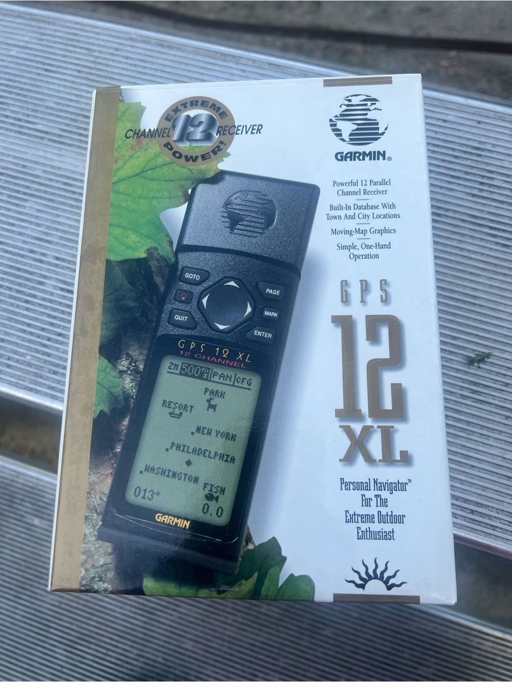 Garmin GPS 12XL in White and Black Packaging